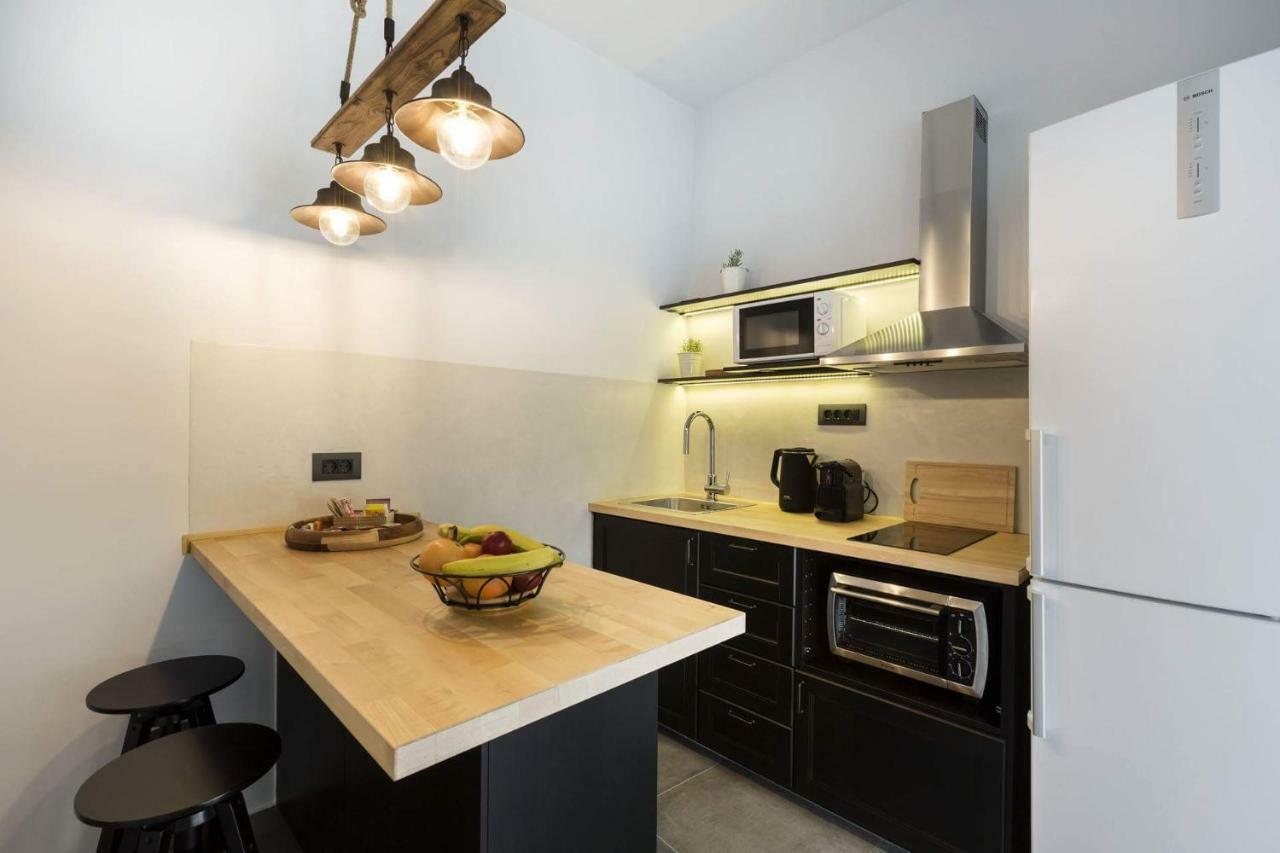 Atmospheric Apartment Near Acropolis By Cloudkeys Athena Bagian luar foto